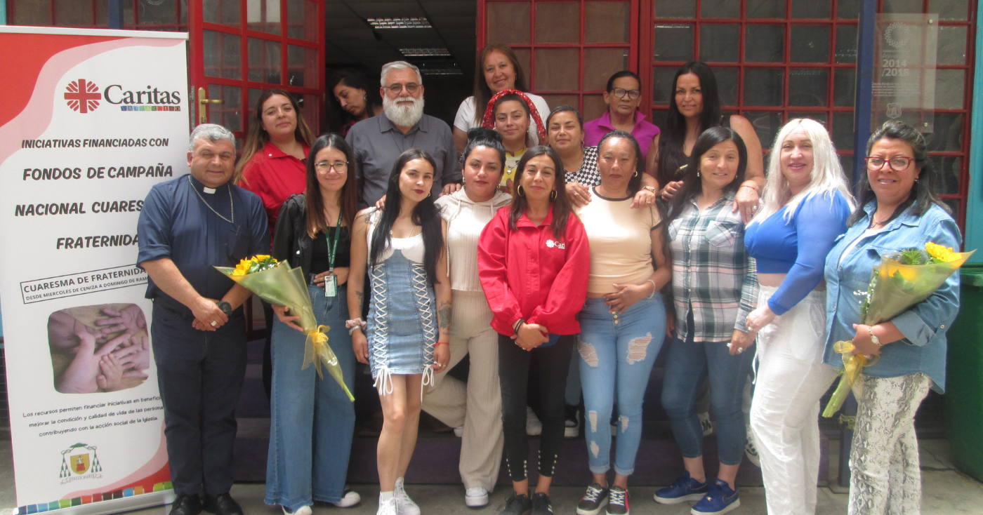 Pastoral Social Caritas Valparaíso realizó entrega de certificados a internas del CPF Valparaíso que finalizaron el curso de corte y confección