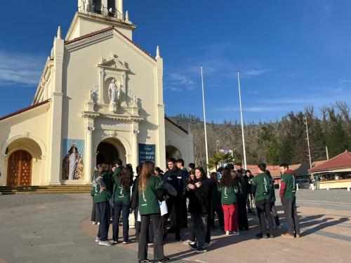 SIEMBRA UC realiza misiones en Parroquia de Algarrobo